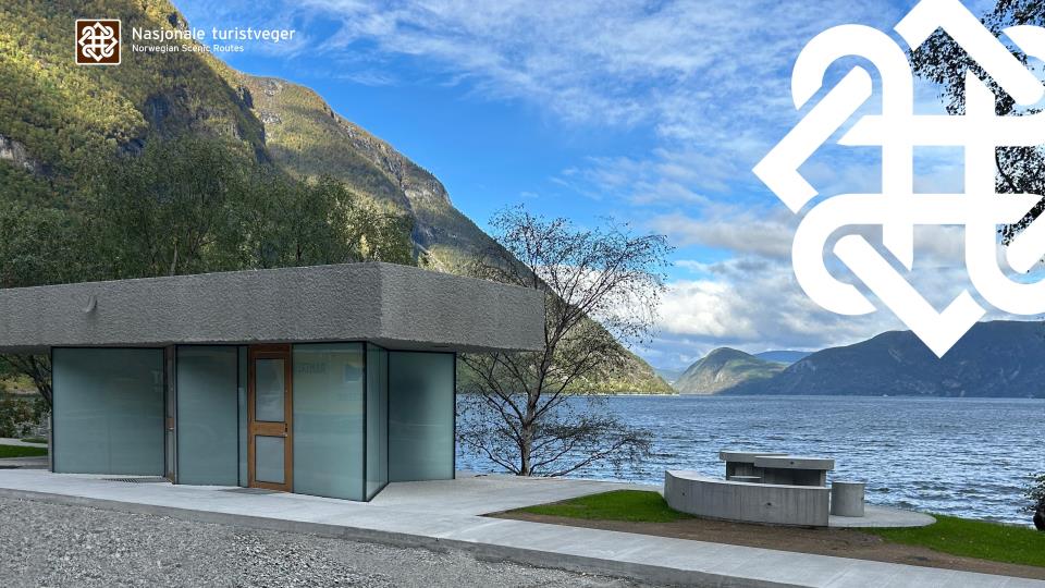 Lenkje til artikkel: Opning av Røyrnes rasteplass på Nasjonal turistveg Aurlandsfjellet